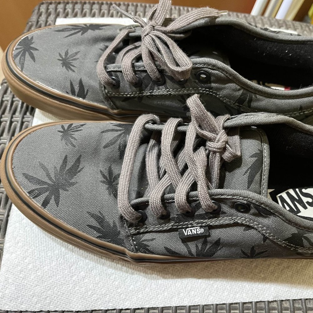 VANS Sneakers